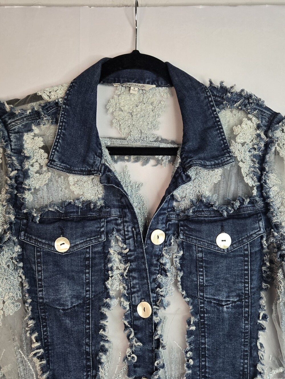 John Mark Women Size S Denim & Lace Cutout Button front Jacket, Patch Pockets - Picture 4 of 13